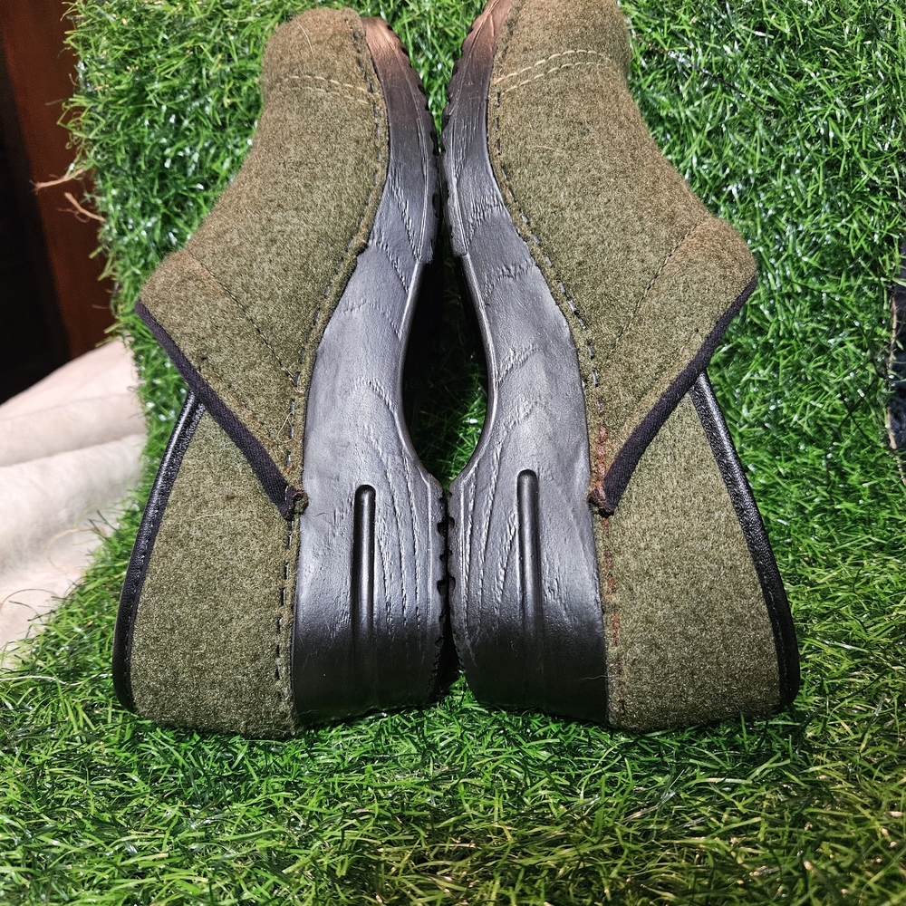 Dansko Olive Green Wool Slip-On Mules with Leaf Stitching - Picture 10 of 13
